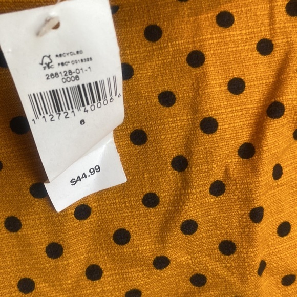 Brand New Polka Dot Gap Skirt SZ 6 - Picture 3 of 3